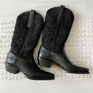Black Women’s Cowboy Boots 🖤 Size 7.5